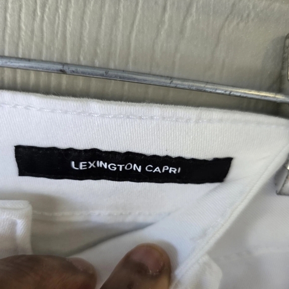 Jones New York Lexington Capri Jeans Sz 12 White Women Sculpt Shaper 34x24 - Picture 8 of 14